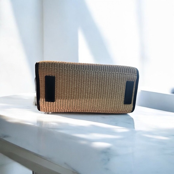 🌟SOLD🌟 NWT Versace Raffia Tote Bag - Picture 10 of 12